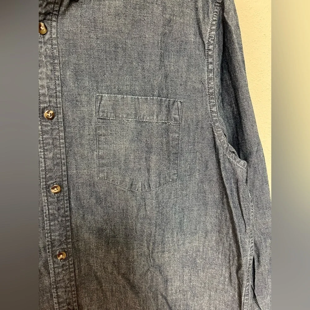 Banana Republic untucked slim fit cotton button down L